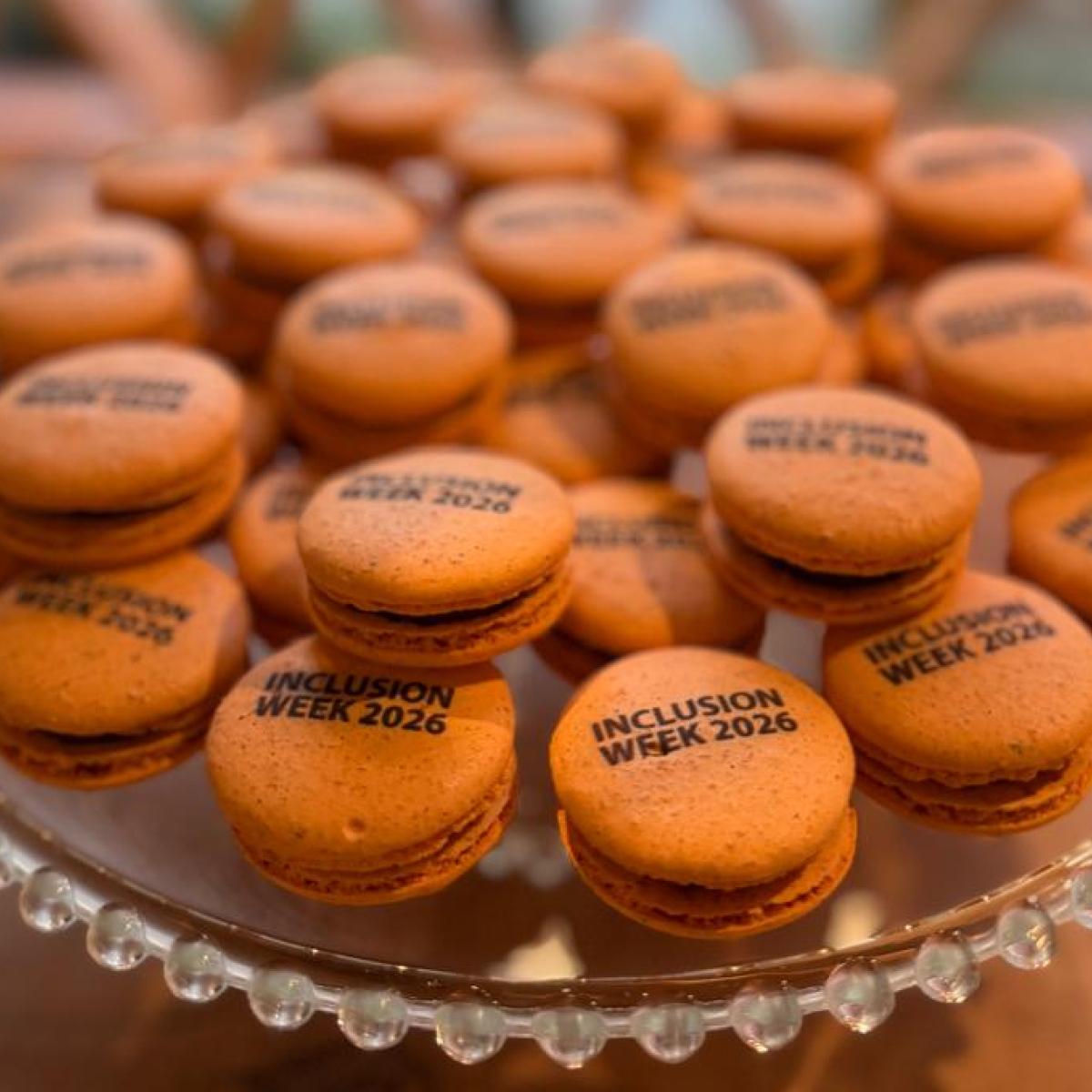 Macarons personalizados para o evento Inclusion Week 2026